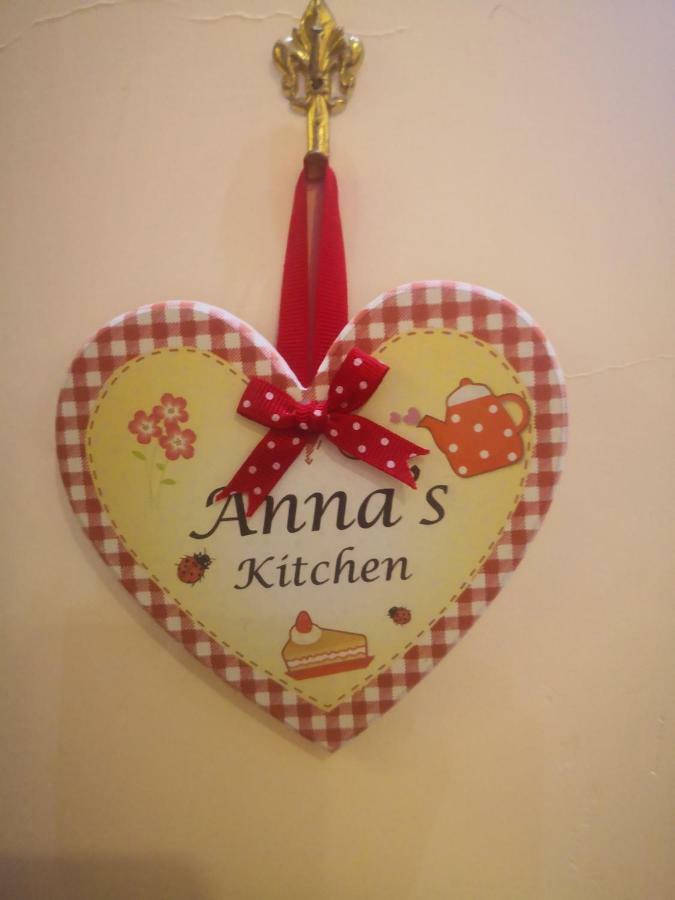 נאפולי Annie'S Home מראה חיצוני תמונה